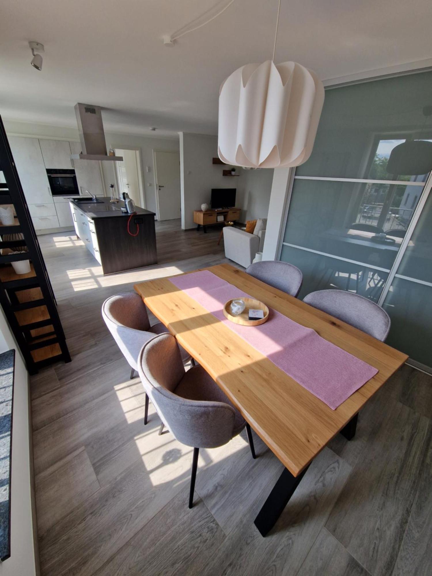 Ferienwohnung Im Ehemaligen Gesindehaus Welschbillig Exterior foto